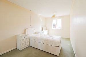 BEDROOM- click for photo gallery